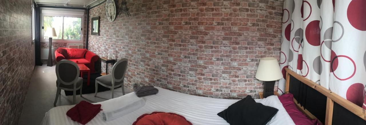 Atelierchic Bed & Breakfast Le Lavandou Ngoại thất bức ảnh